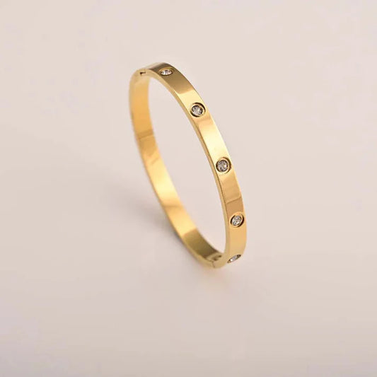 Elegant Demi-Fine Bracelet – 18K Gold Plated & Tarnish Resistant